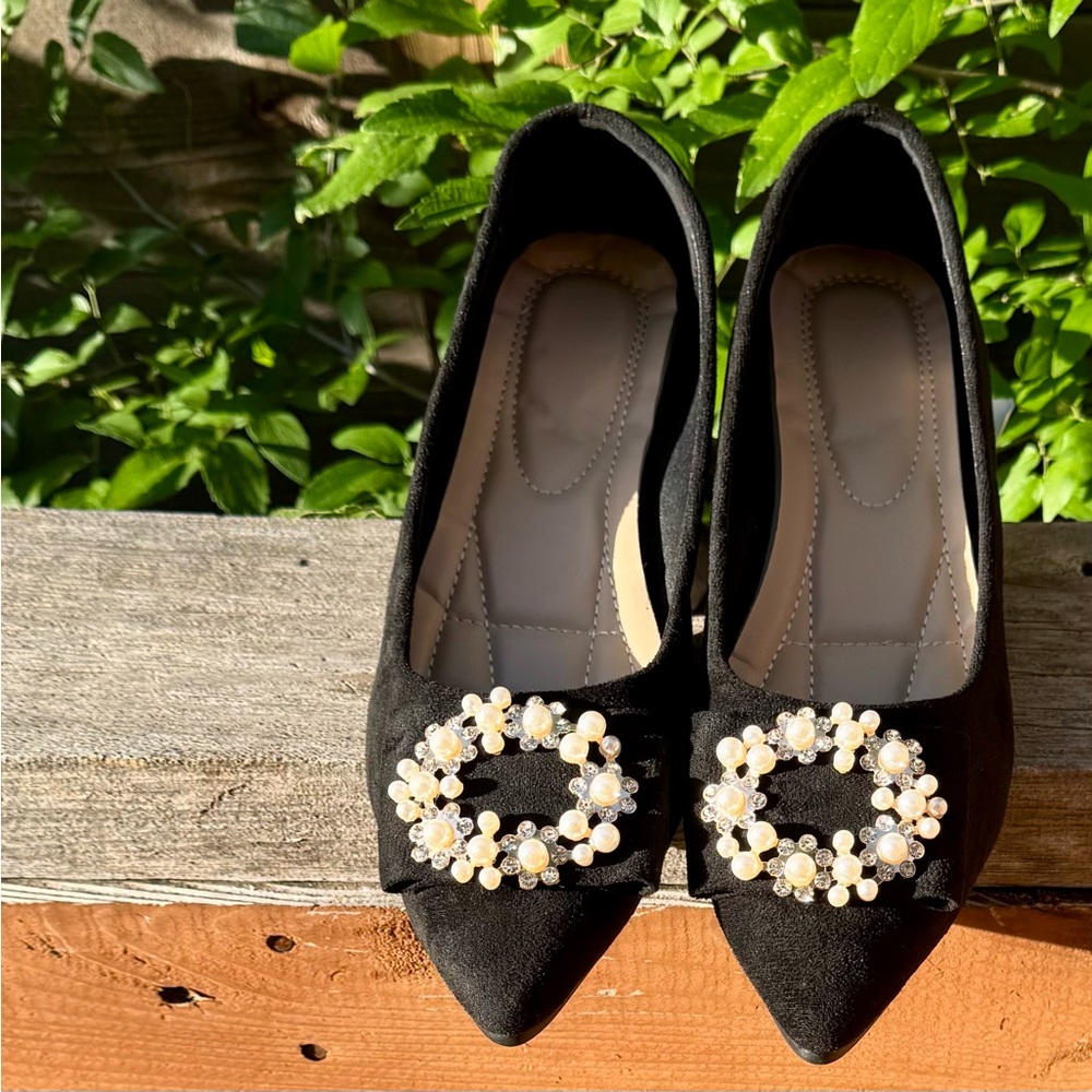 Sz9/Crystal & Pearl Bow Ballet Flats, w/ Black Pointed Toe, PU-Faux Suede Shoes